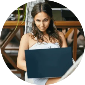 Laptop-Girl-circle_low-res-1